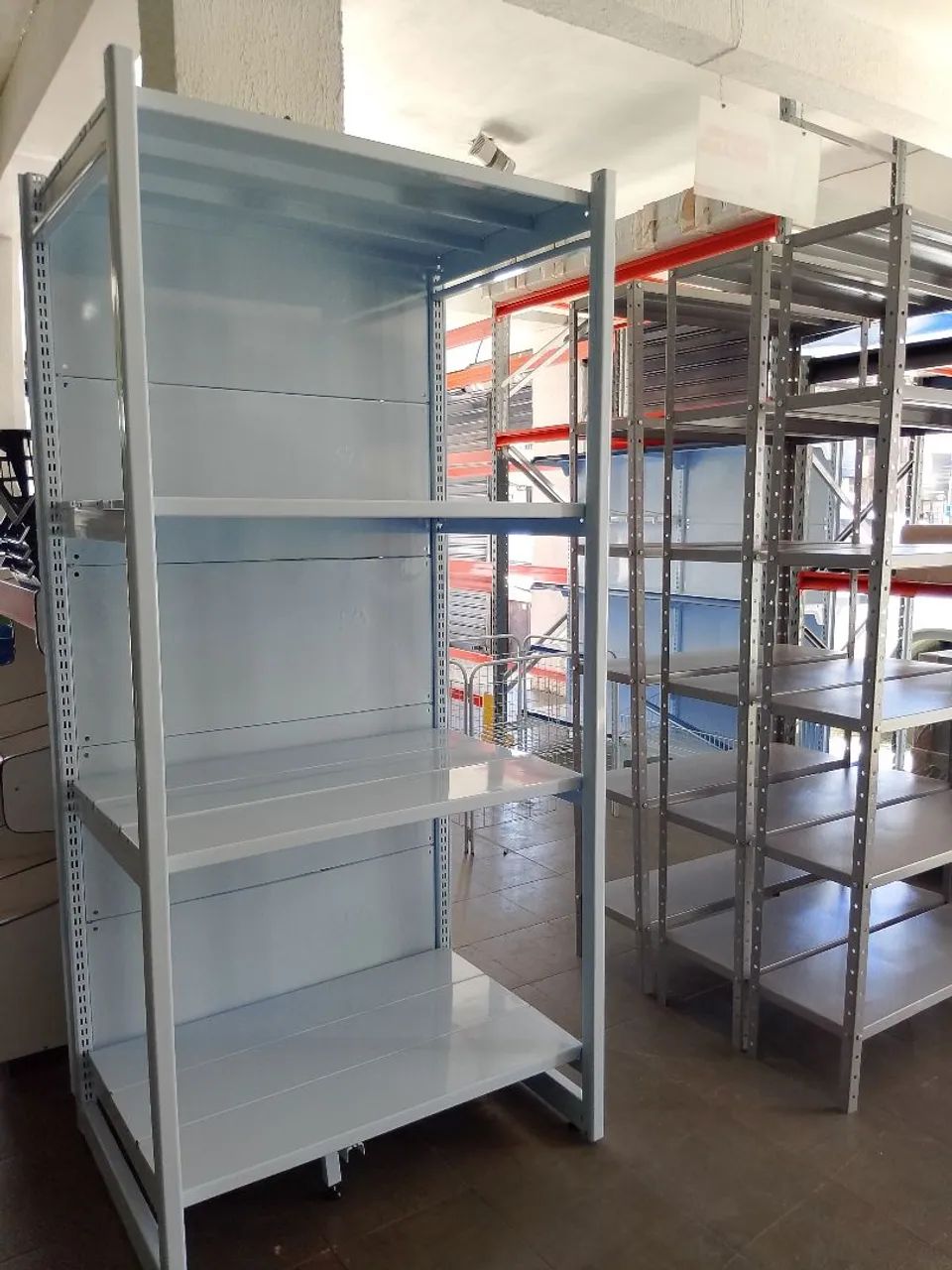 Racks Comercial - Foto 2
