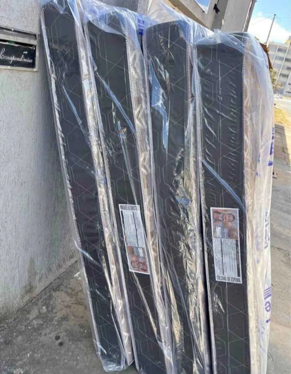 Colchao de solteiro (novo) hojE