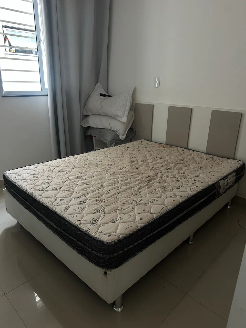 Vende se cama box casal