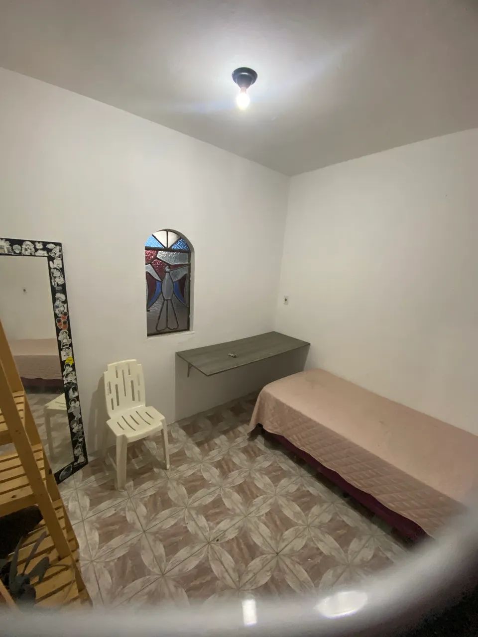 Alugo quarto para mulheres  - Foto 2