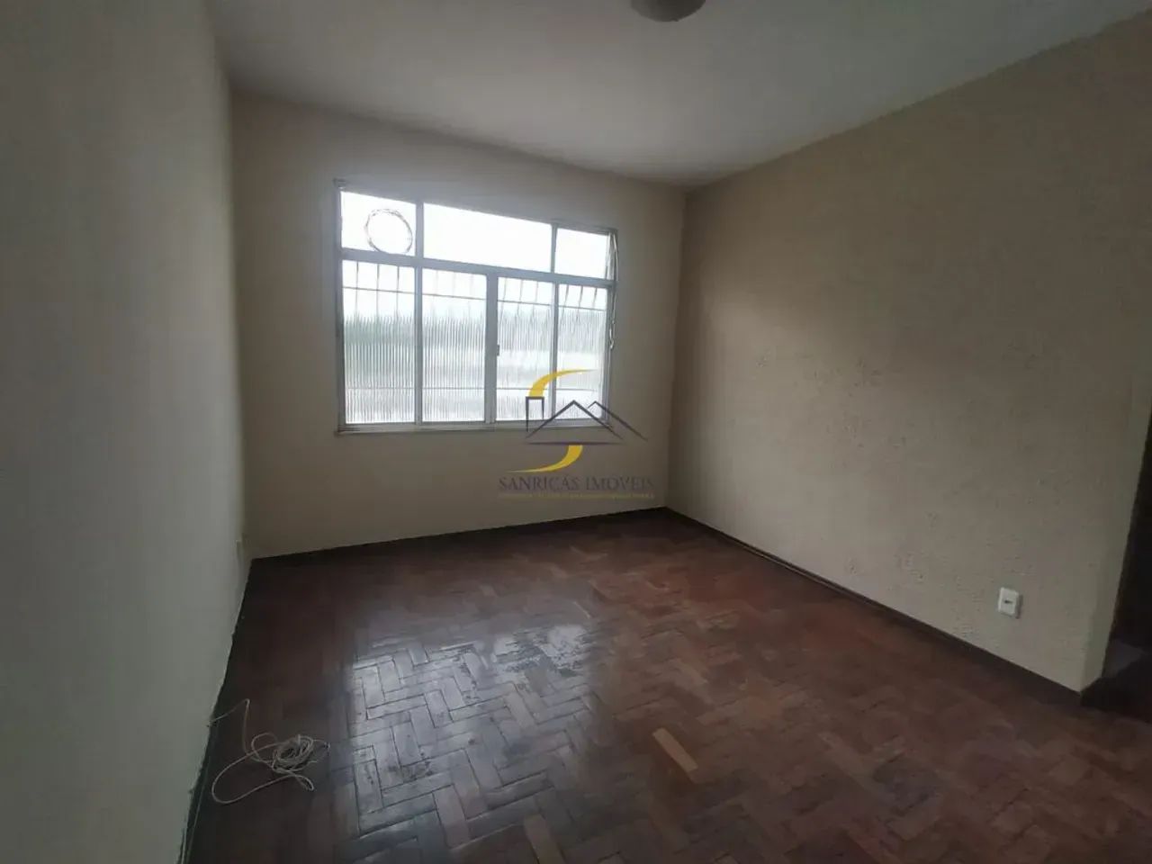 APARTAMENTO 2 QUARTOS COM GARAGEM EM SÃO GONÇALO