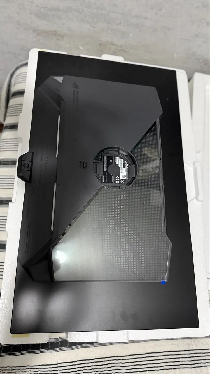 Monitor asus rog atrix 27 oled - Foto 4