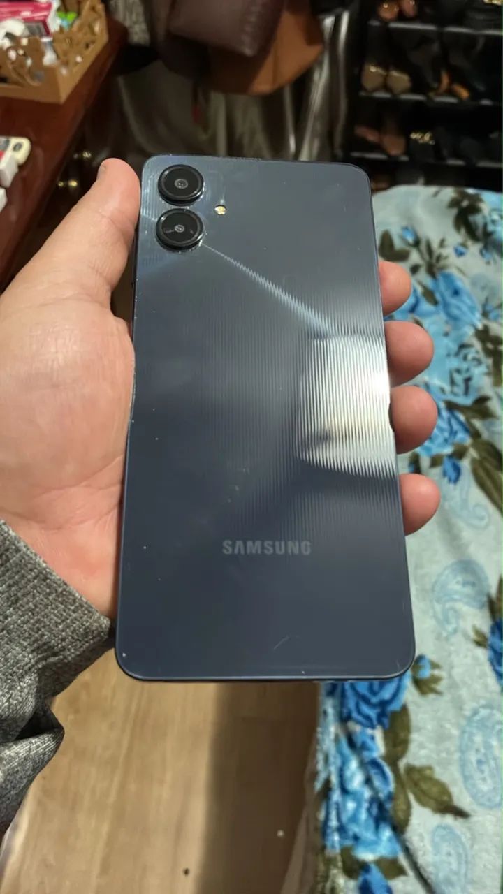 Vendo celular Samsung A06  - Foto 2