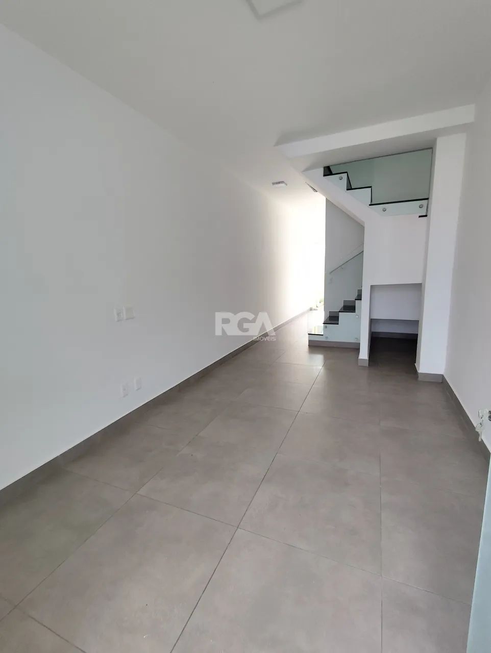 CASA DUPLEX COM 2 SUÍTES E 2 VAGAS  CANAÃ - Foto 5