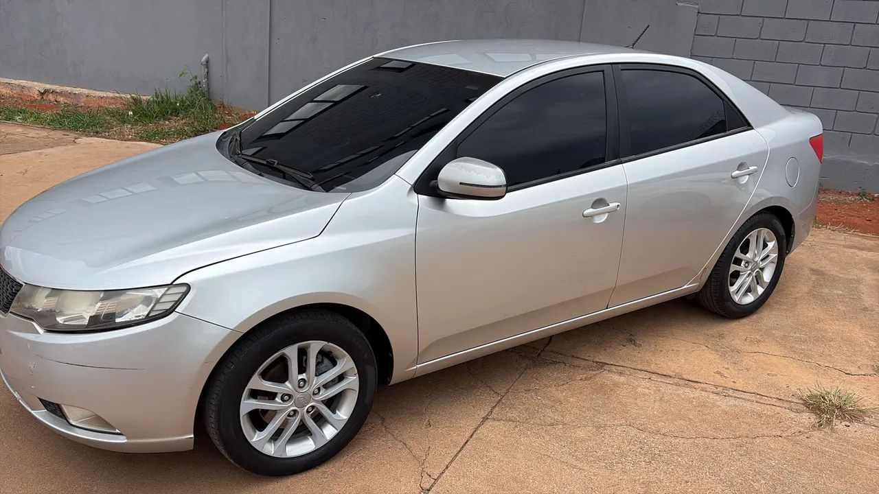 KIA Cerato 1.6 16V MEC. 2011
