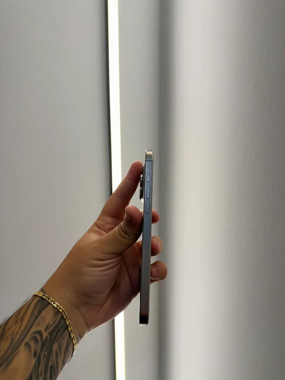 iPhone 16 Pro Max 256 - Foto 4