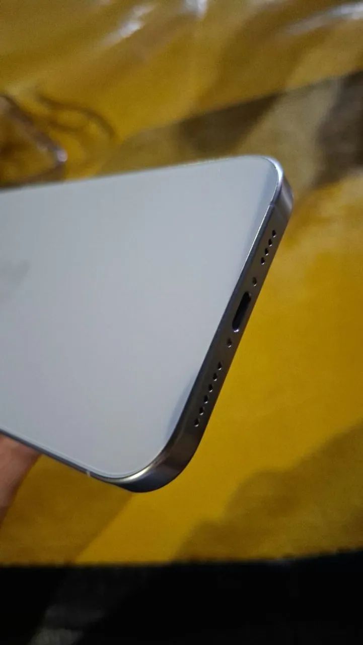Iphone 16 pro max - Foto 2