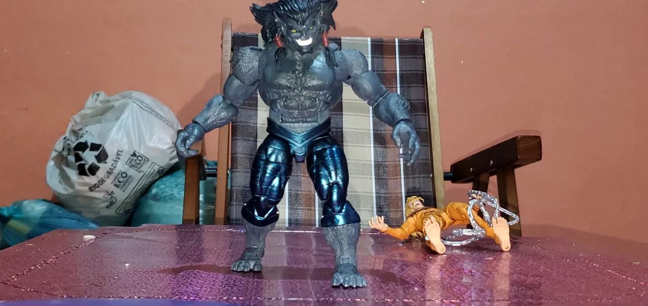 Fera negro marvel legends a era do apocalypse  - Foto 4
