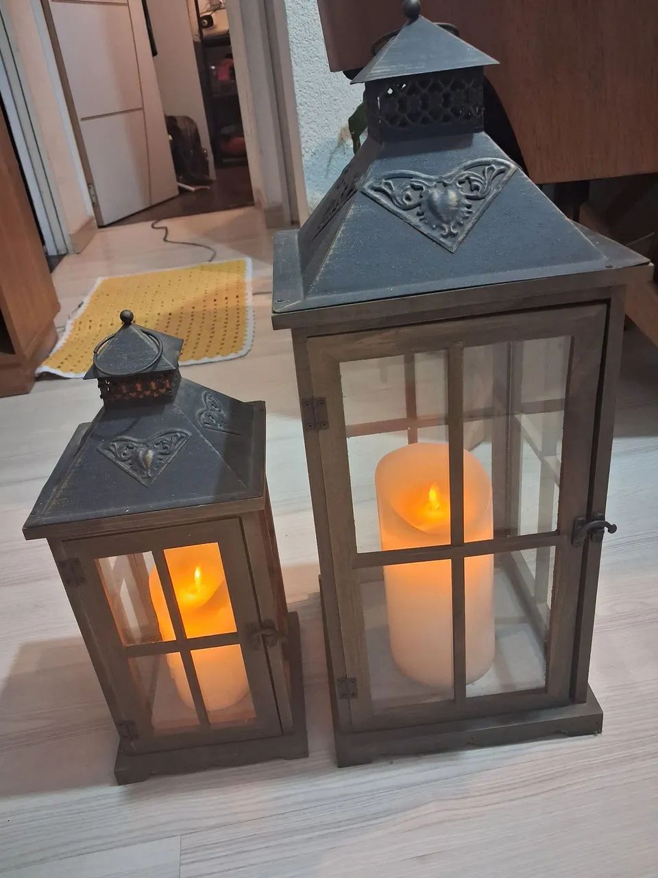   2 Luminárias  com velas  de led 