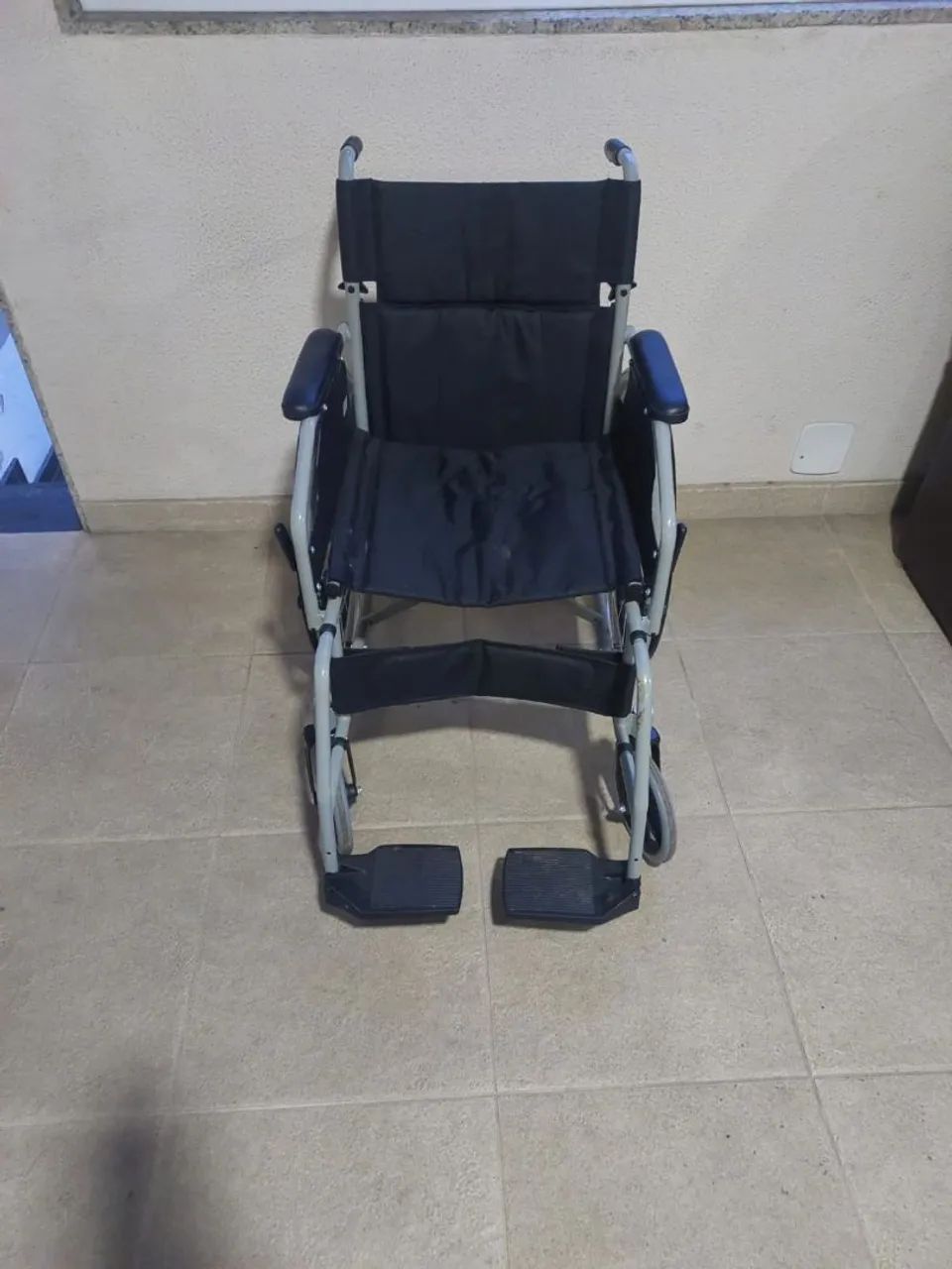 Cadeira de rodas - Foto 4
