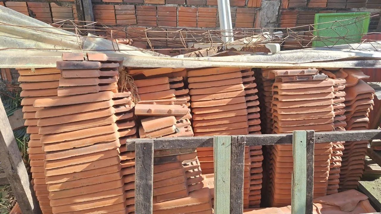 Telhas de Barro - Foto 2
