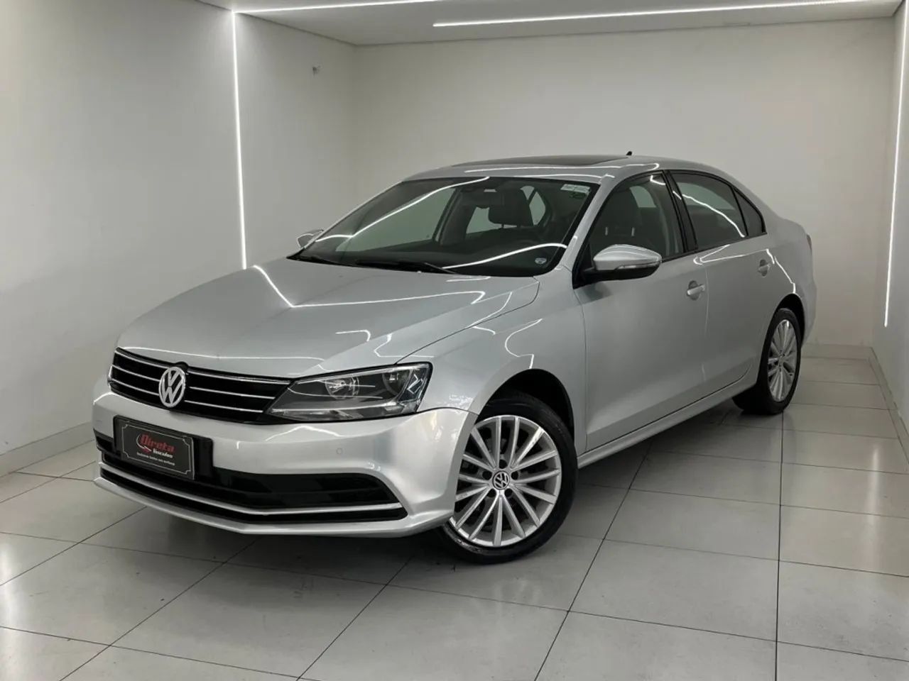 Volkswagen Jetta COMFORTLINE 2.0 8V FLEX 2015