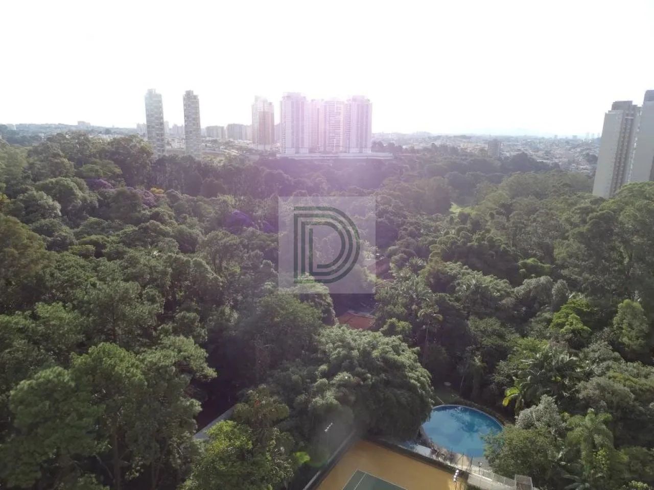 Vila São Francisco, 187 m², 4 dorms. com 3 suítes, sala 2 ambientes com - Foto 3