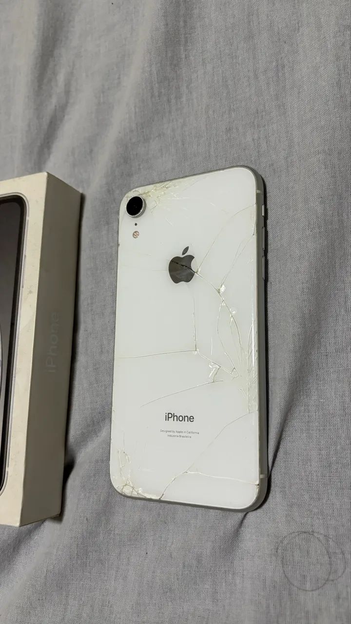 Iphone xr 64gb tela quebrada - Foto 2