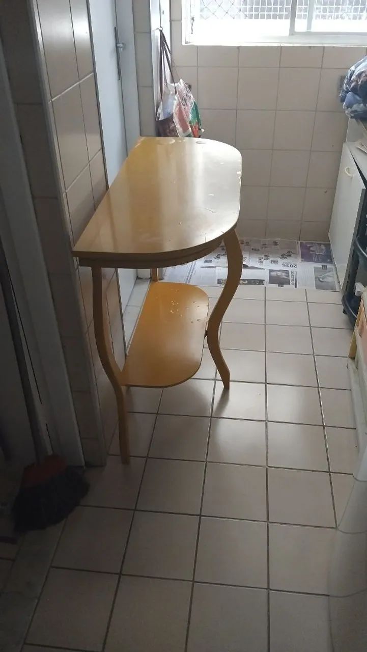 Vendo aparador com bolhas
