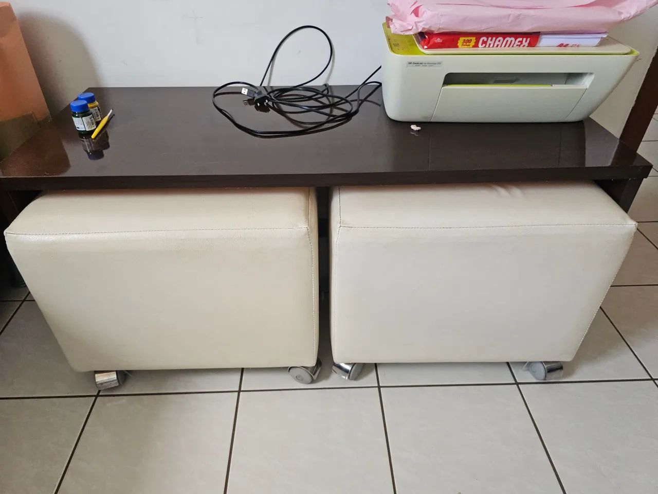 Rack/mesa tv com puff