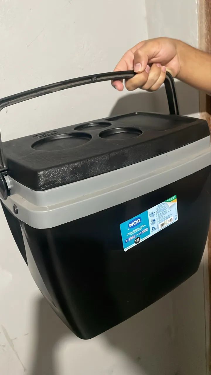 Caixa Térmica Preta 18L - Foto 2