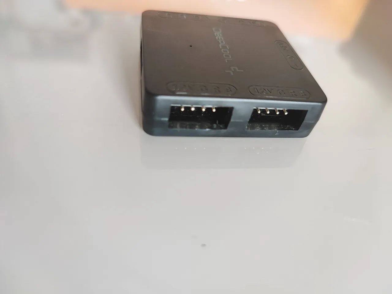 Hub Deepcool RGB Conversor 5V to 12V  - Foto 5