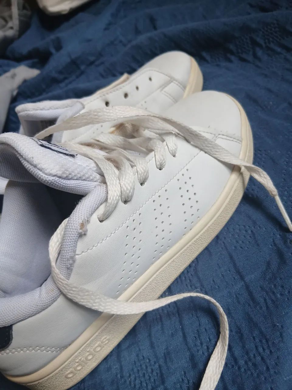 Tenis adidas 