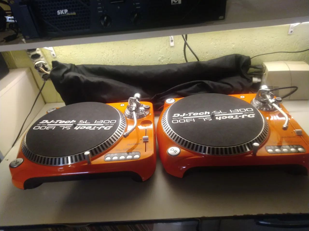 Par de Toca Discos DJ TECH SL 1300 Mk6 Semi Nova - Aparelhos de