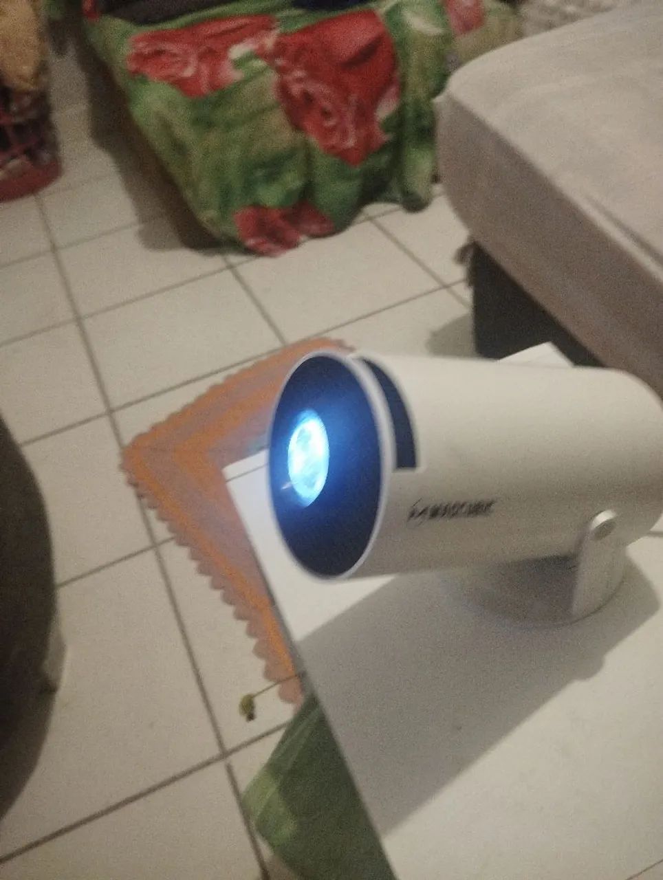 Projetor HY