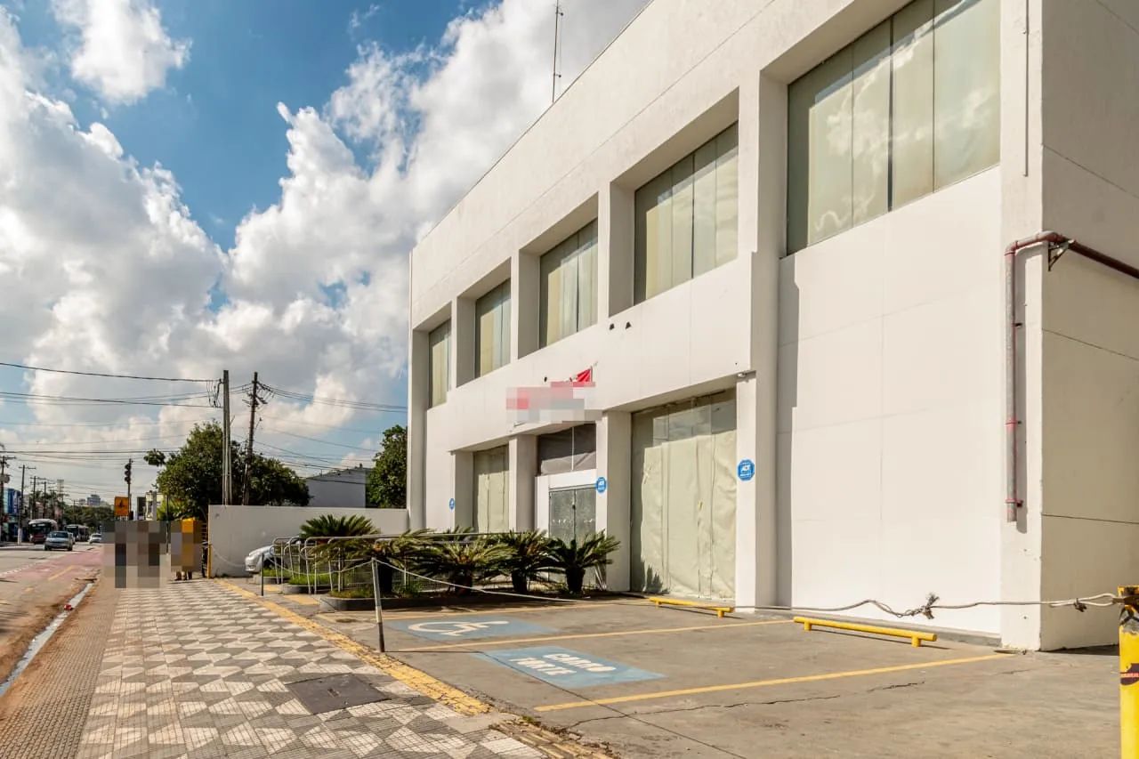 Loja na Avenida de Pinedo, 289  750 m² - Foto 3
