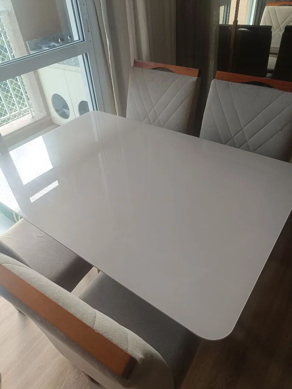 Mesa 120cm com 4 cadeiras - Foto 2