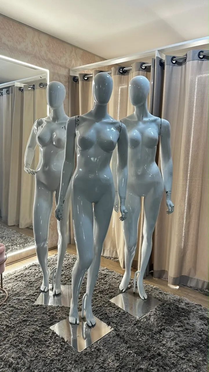 Manequins femininos 250 reais 
