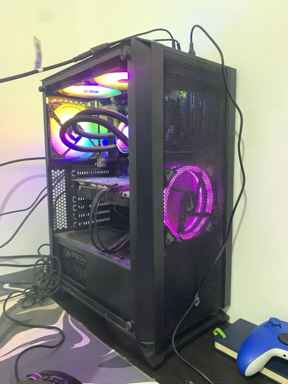 Gabinete mid tower