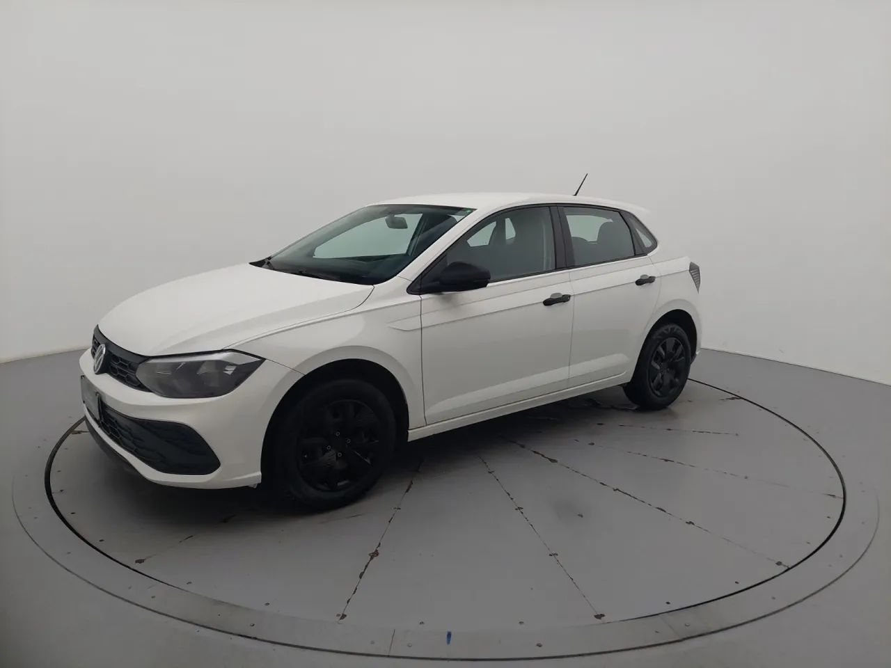 Volkswagen Polo Track 1.0 Flex 12V 5p, foto 1 de 18