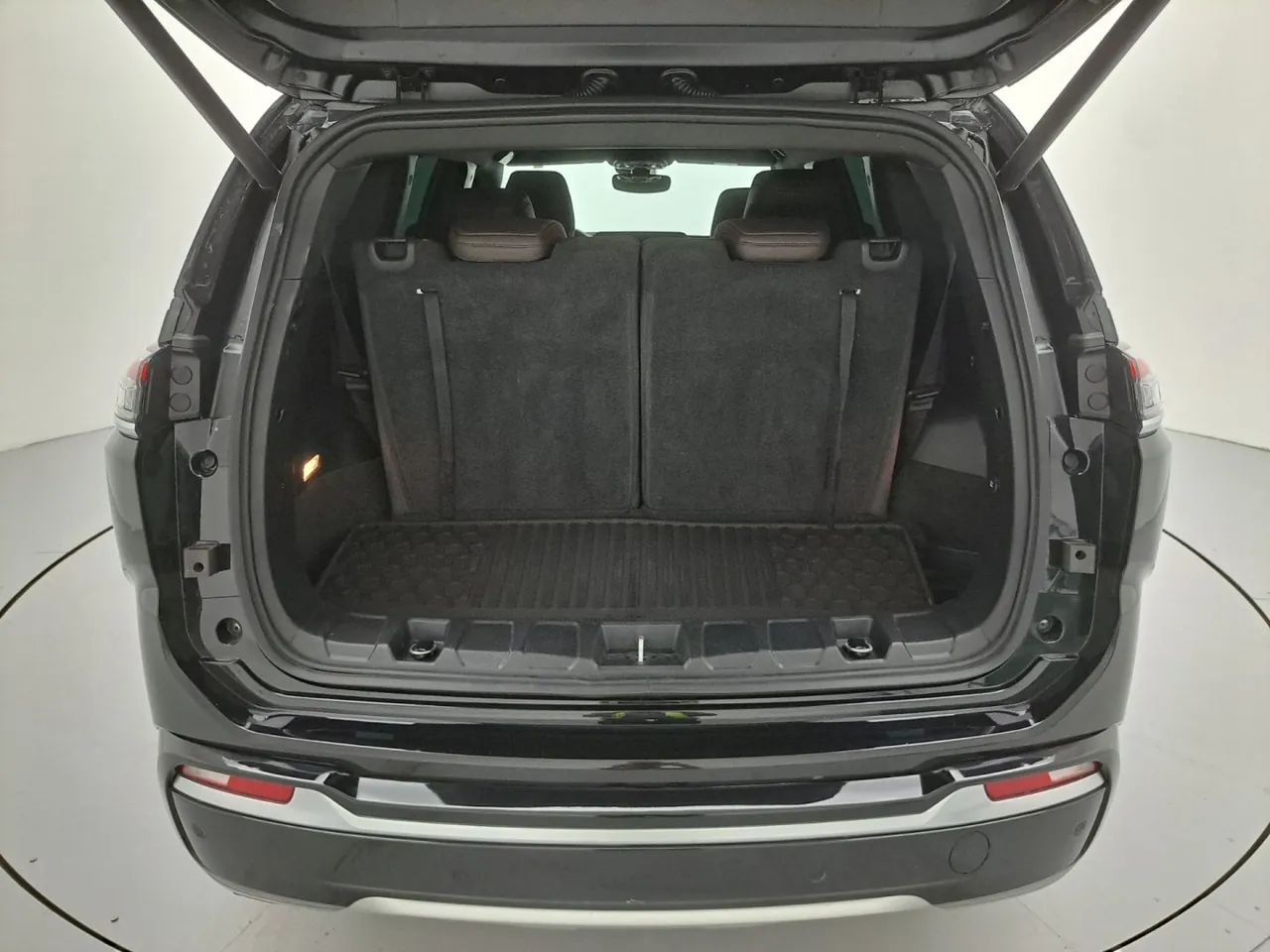 Jeep Commander Overland T270 1.3 TB Flex Aut., foto 9 de 18