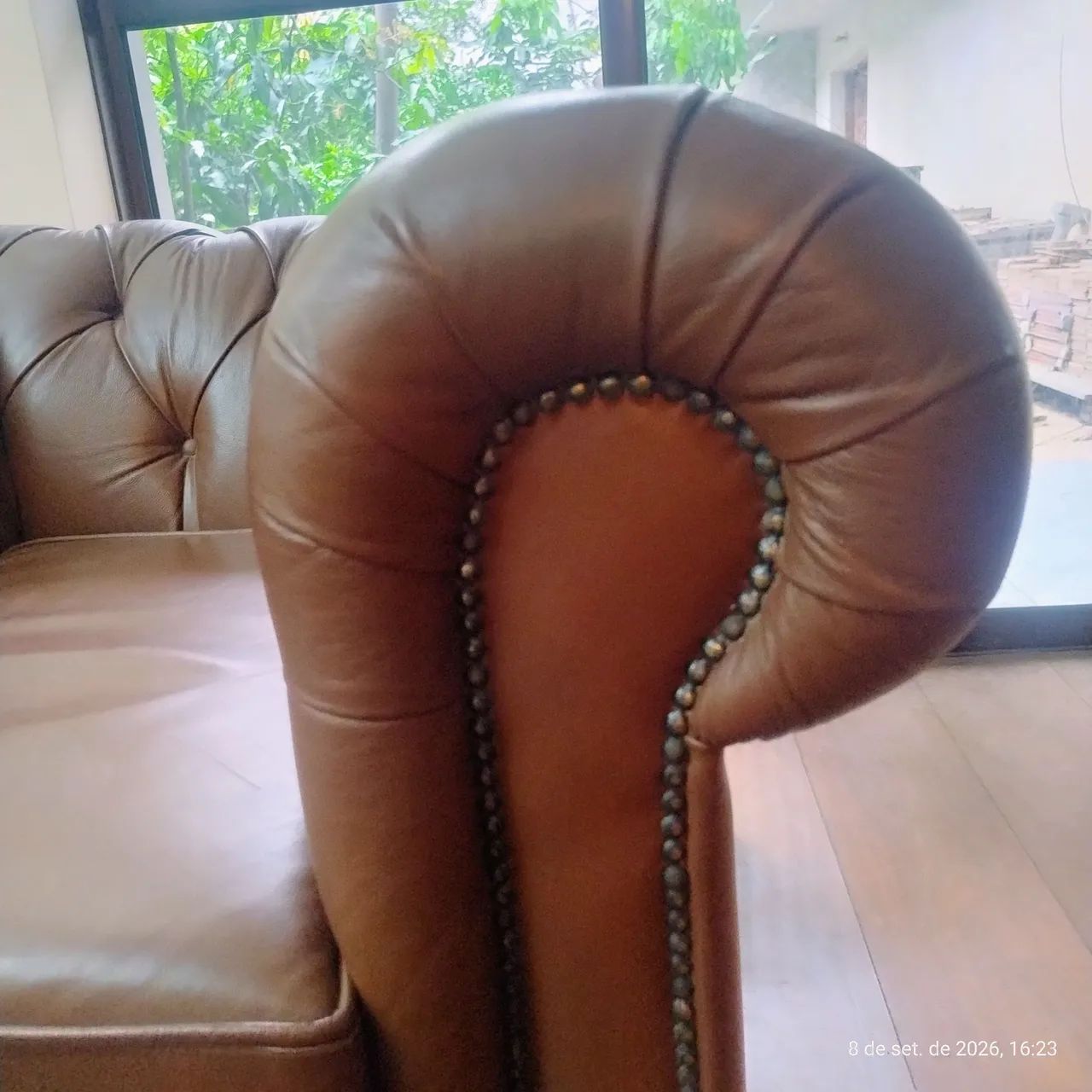 Poltrona 100% Couro Legítimo Cherterfield Envio - Foto 3