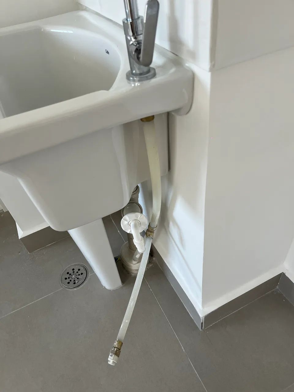 Tanque de lavar roupa Celite P 54,5x48,5 Com coluna Branco - Foto 3