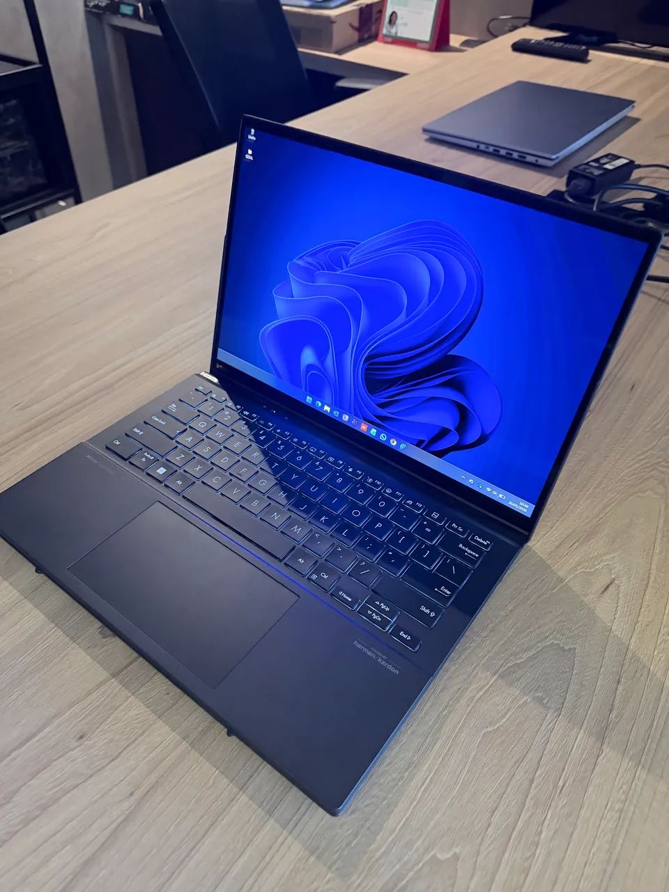 Notebook Asus Zenbook DUO - Foto 5