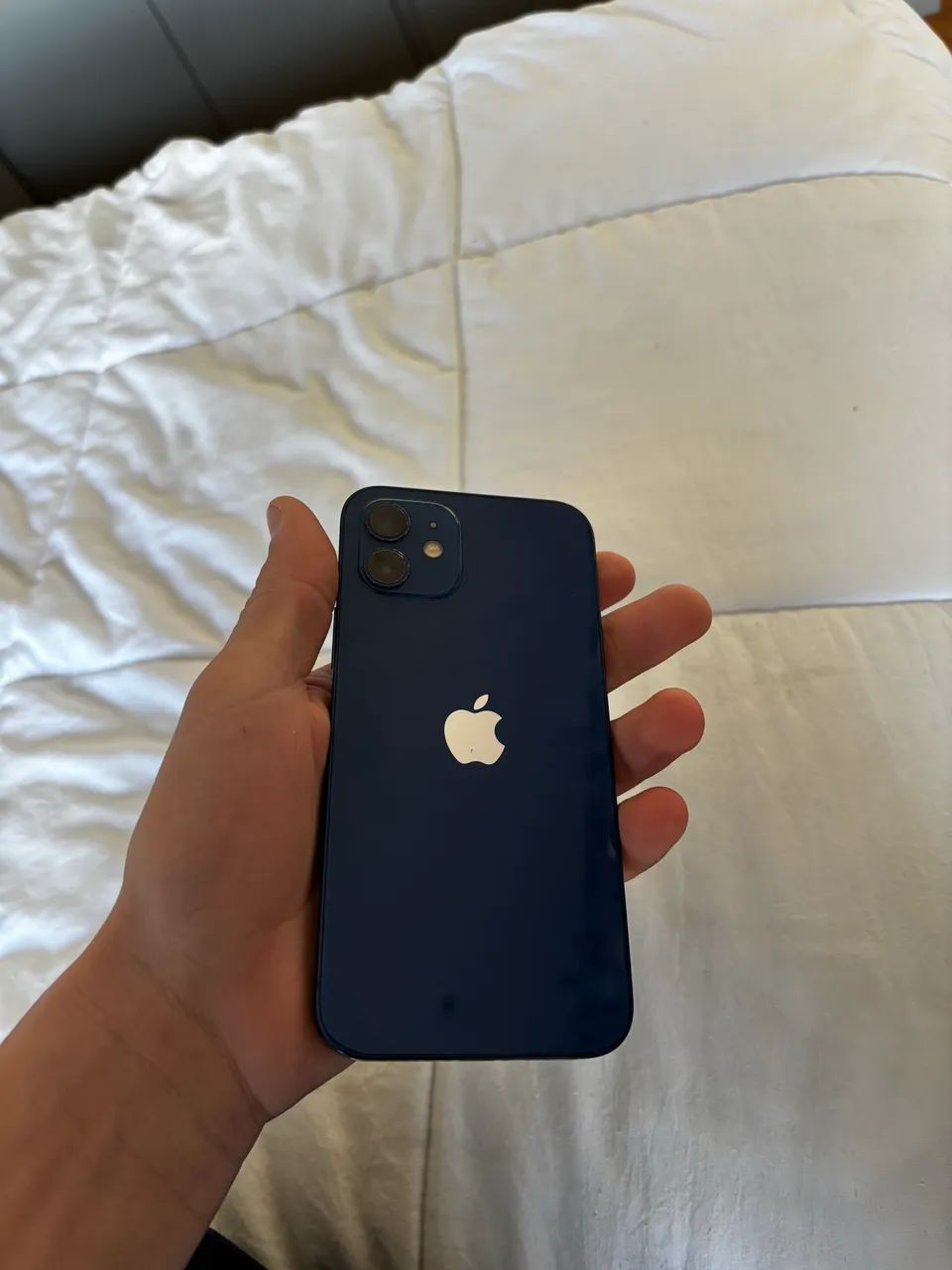 Celular IPhone 12 64gb