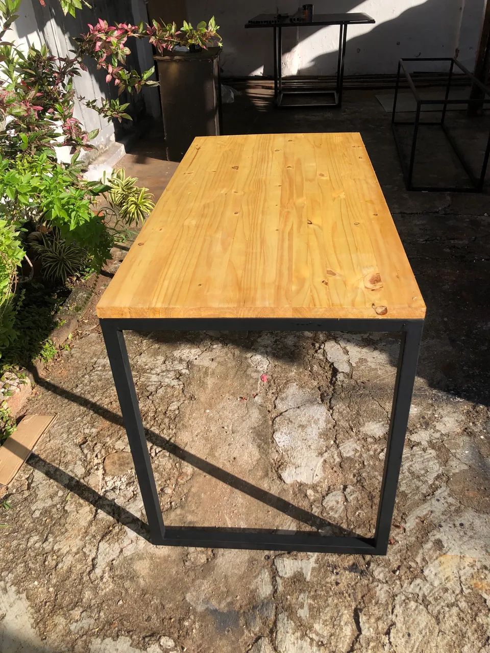 Mesa Industrial em Pinus 120x60cm  - Foto 2