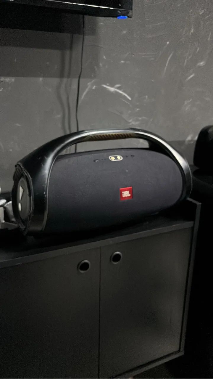 JBL Boombox 2