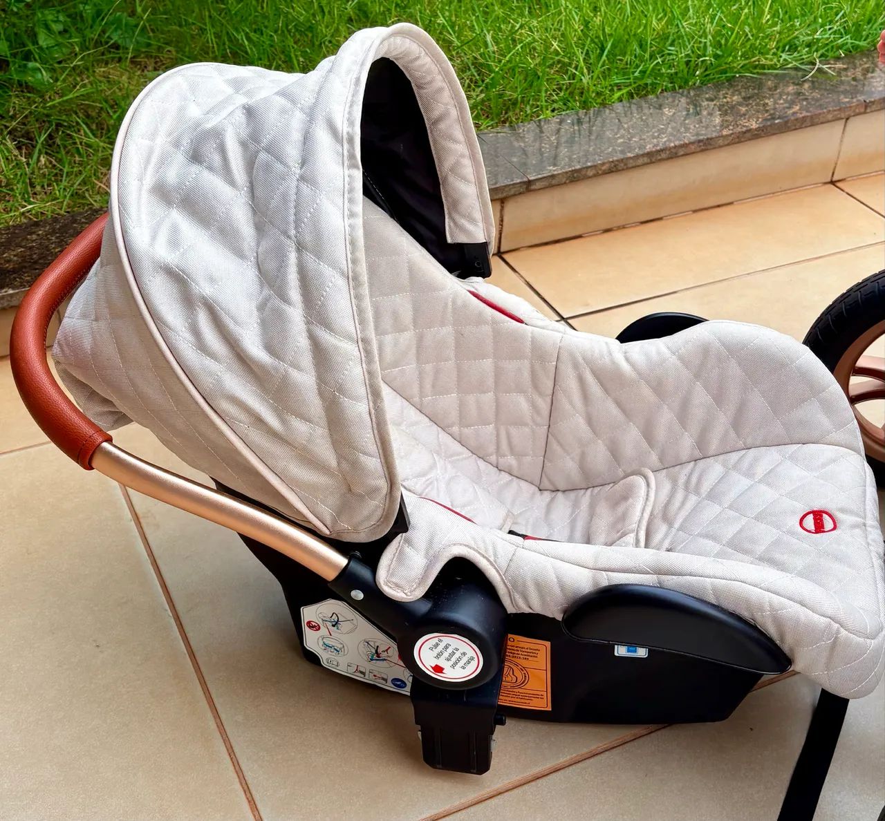 Carrinho e bebê conforto VOYAGE - Foto 3