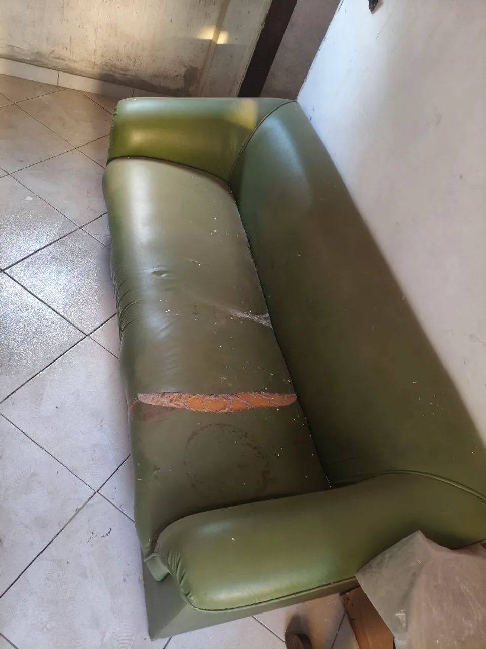 Sofa 3 lugares doacao - Foto 3