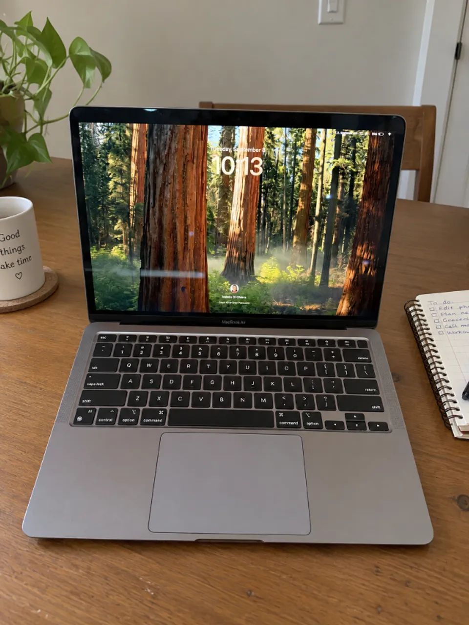 MacBook Air M1 8GB 256GB SSD - Seminovo Impecável, Pronta Entrega