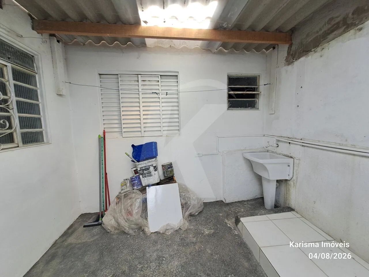 Casa com 2 quartos, sala, cozinha, banheiro, área de serviço. - Foto 4