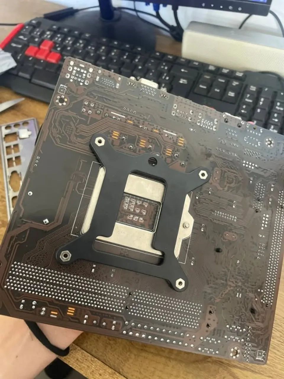 i_am_minami613様 OS p ブラック 27 Placa-Mãe ZX-H61C/B75 V2.3 (LGA 1155) Core i5 Terceira geração