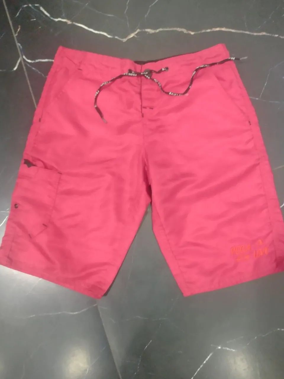 Bermuda masculina veste M  - Foto 2
