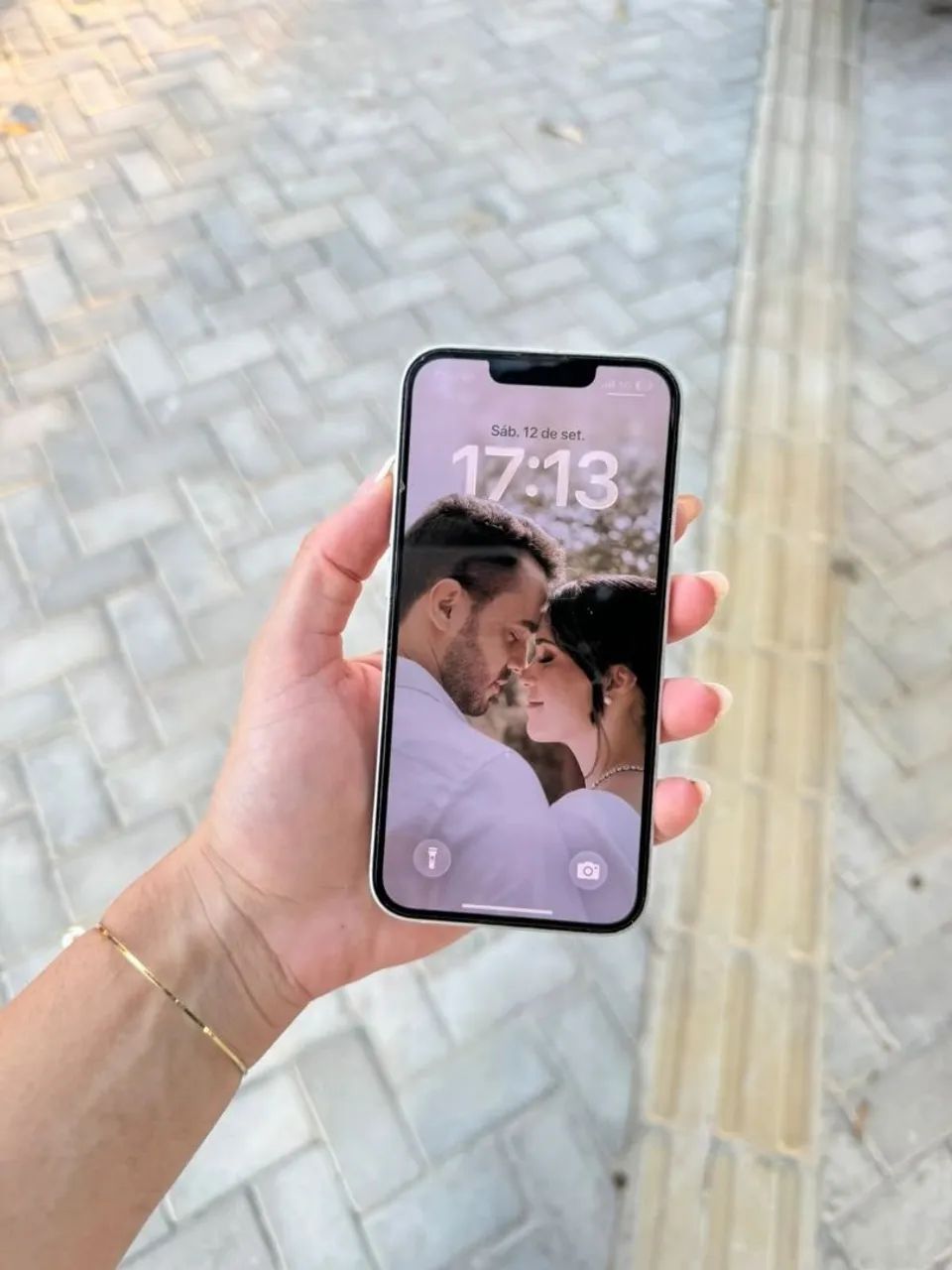 iPhone 13