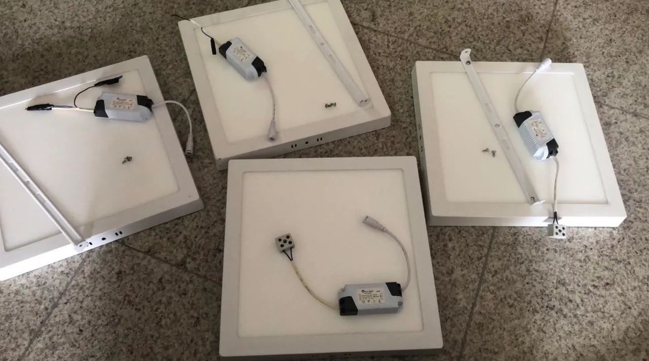 4 painéis de led 30x30