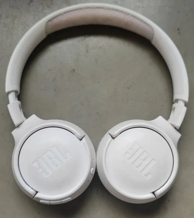 Fone novo jbl via Bluetooth  - Foto 2