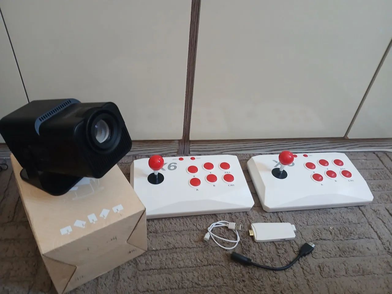 Game stick controles arcade com projetor de imagens  - Foto 2