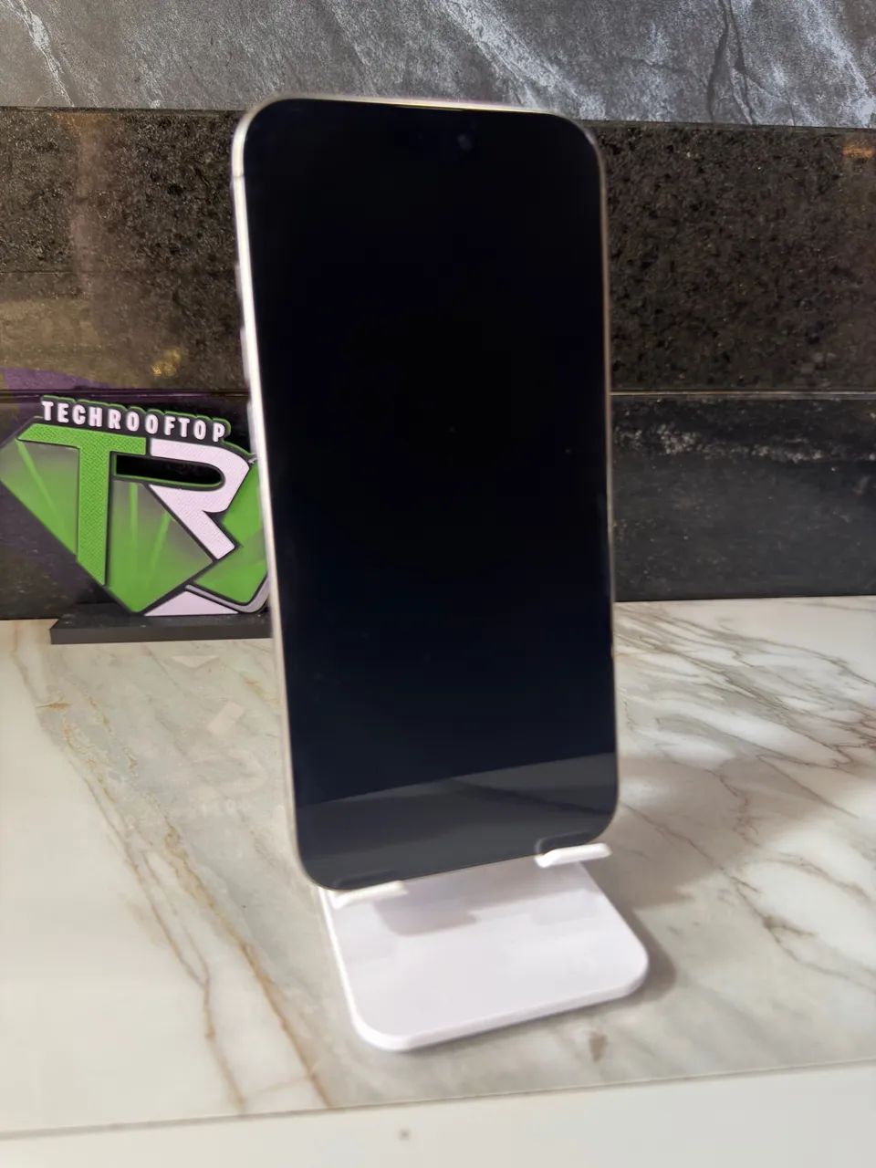 iPhone 16 Pro Max Natural Titanium 256gb | Loja física | Até 18x