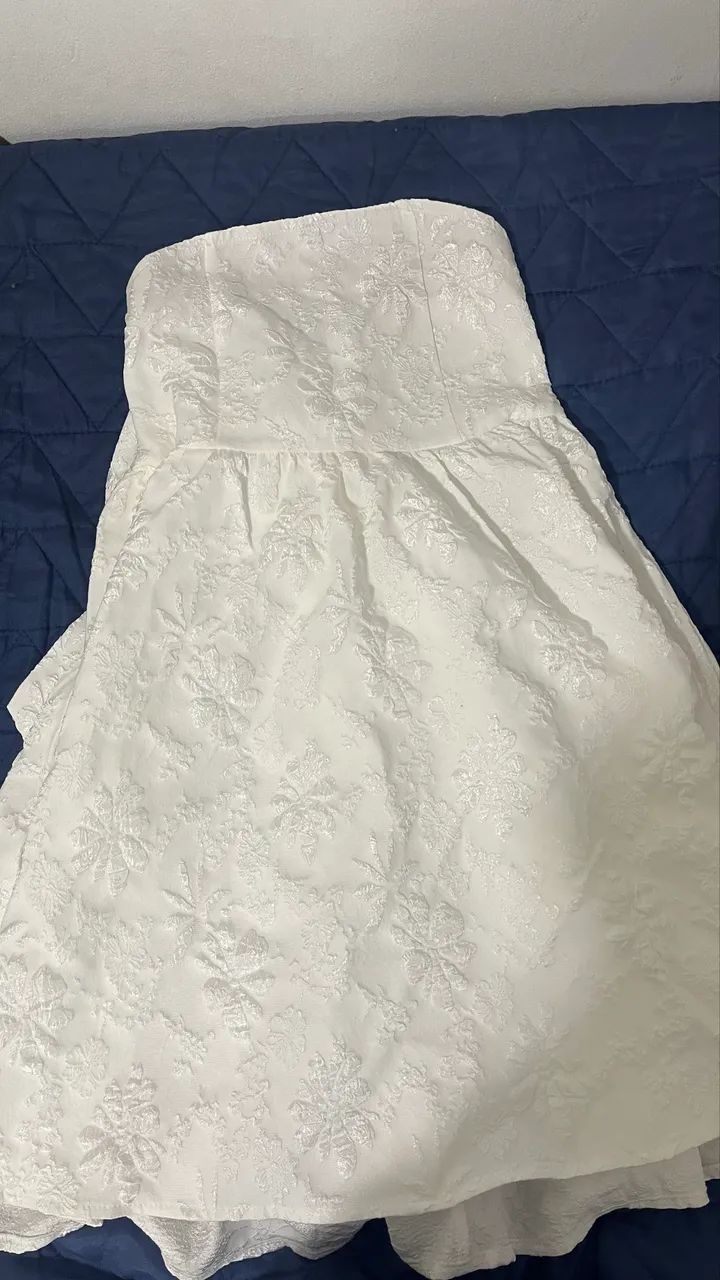Vestido branco chique de ano novo  - Foto 2
