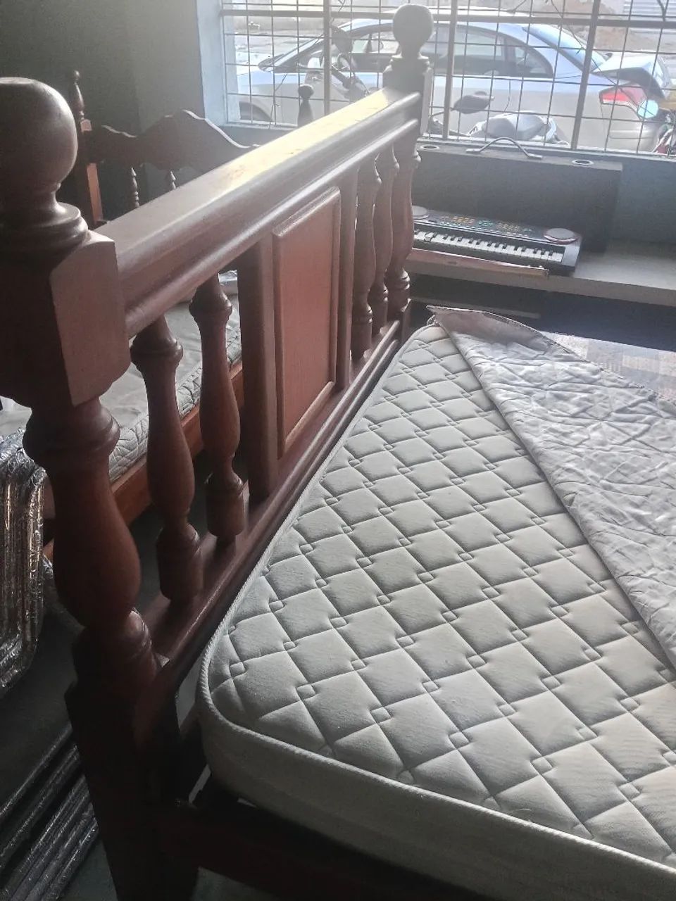 Cama casal mais colchão 